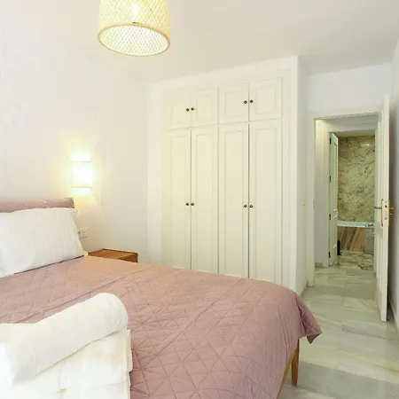 Front Beach - Dona Sofia, Appartement