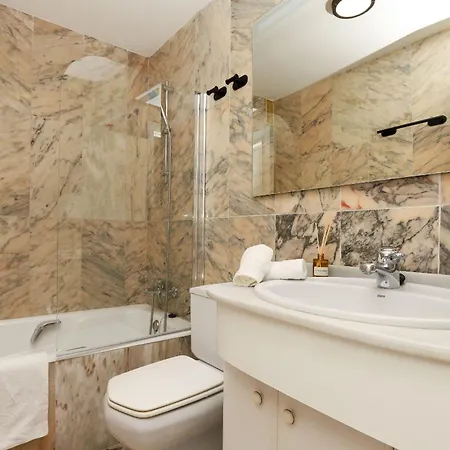Front Beach - Dona Sofia, Appartement Fuengirola